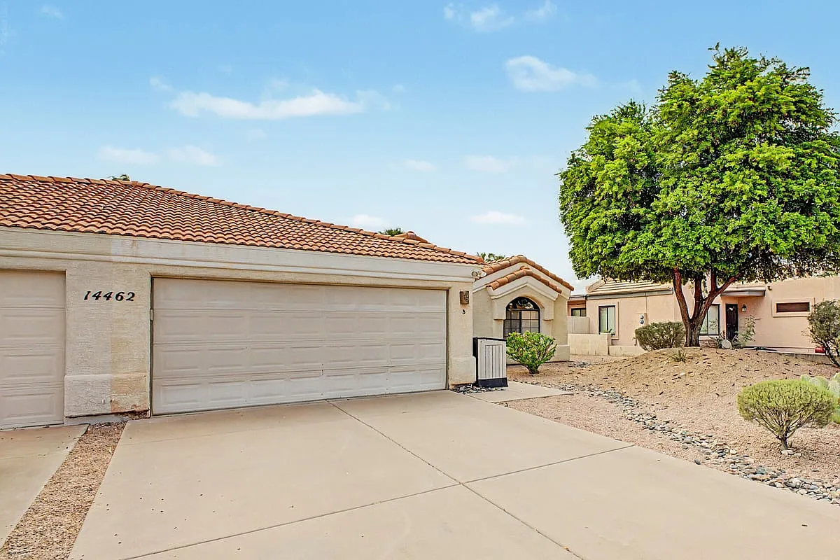 14462 N Sherwood Dr Unit B — Photo 3
