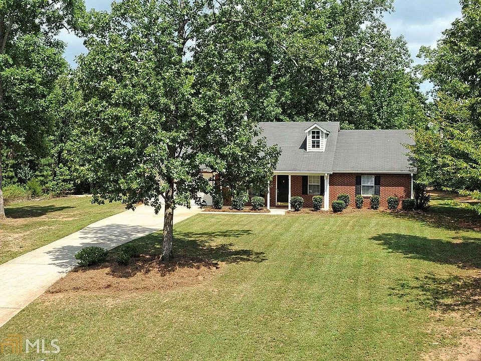 1st image of 318 Ponderosa Trl