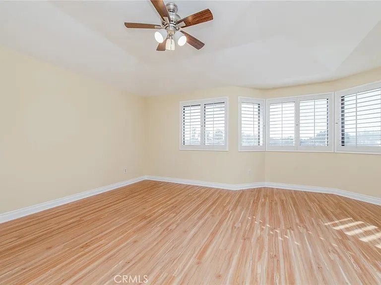 76 Fairlake #23 — Photo 27