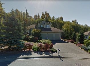 1010 S 38th Pl, Mount Vernon, WA 98274