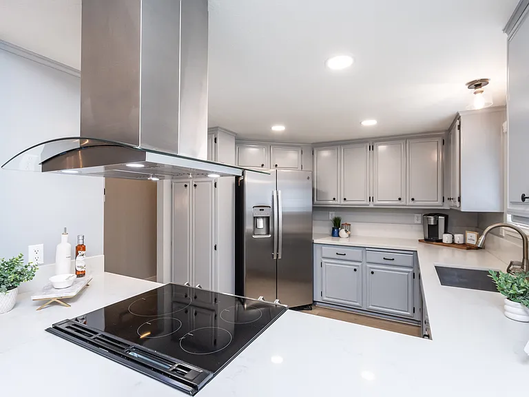 4062 Quarry Ct — Photo 11