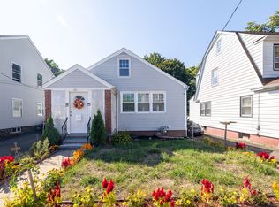 54 Arch St, Hamden, CT 06514