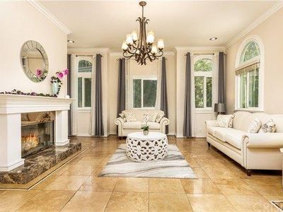 2328 N Benedict Canyon Dr, Beverly Hills, CA, 90210