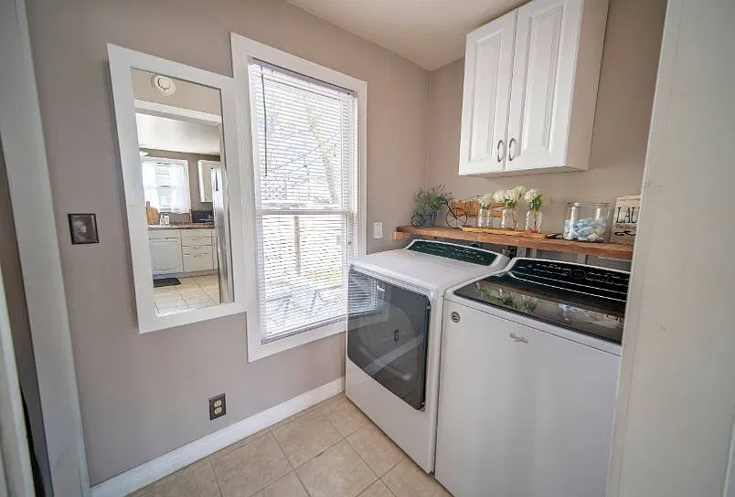 3 bed, 2136 sqft, $3,500 — Photo 2