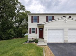 220 Red Cedar Ln, Marietta, PA 17547