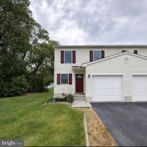 220 Red Cedar Ln, Marietta, PA, 17547