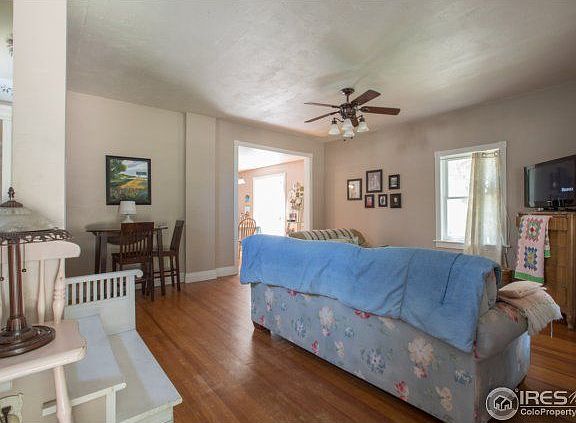 3rd image of 309 Elm Ave
