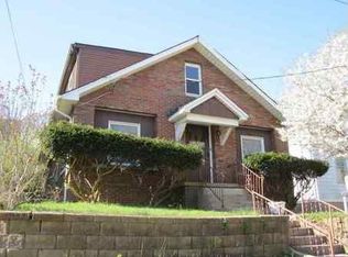 214 Stewart St, East Peoria, IL 61611