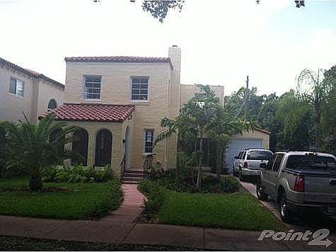 1st image of 220 Camilo Ave