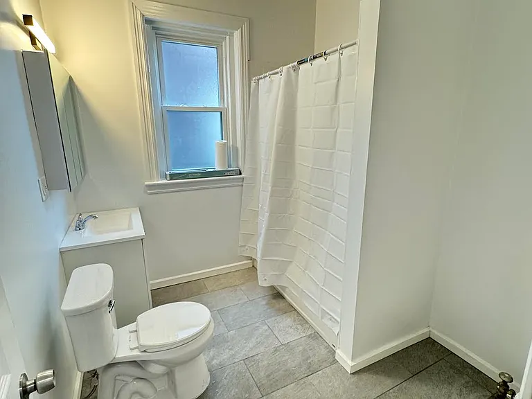 2013 Commonwealth Ave #1R — Photo 14