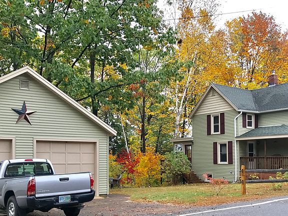 House w/ 2 Car Garare