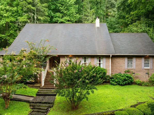 3012 Roaring Creek Way, Sevierville, TN 37862
