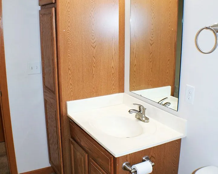 545 Pond View Drive — Photo 34