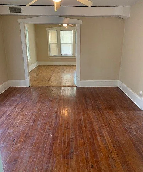 407 Biltmore St — Photo 3