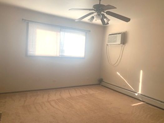 3rd image of 1311 Taft Ave APT B