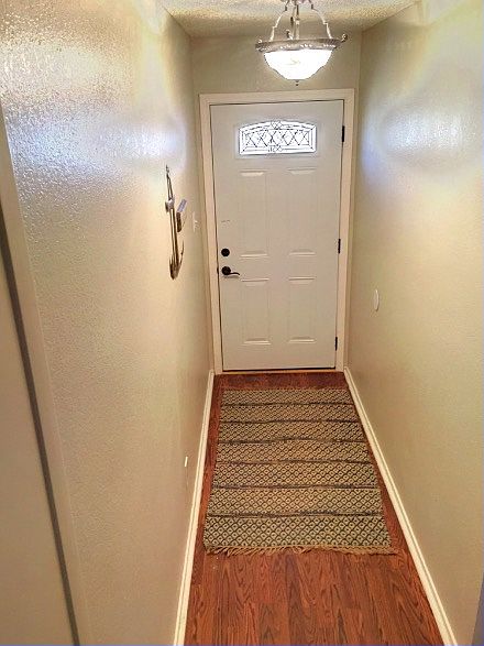 Entry way with closet 
