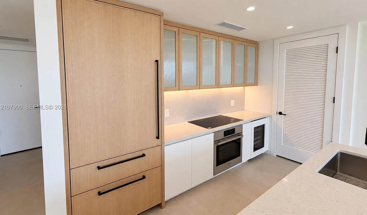 2200 Brickell Condominium — Photo 4