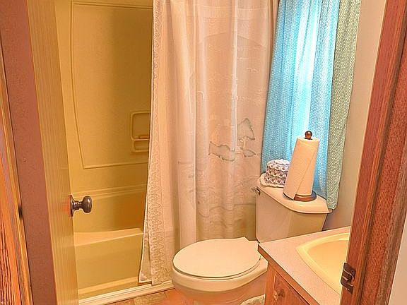3rd image of 4407 Starboard Dr