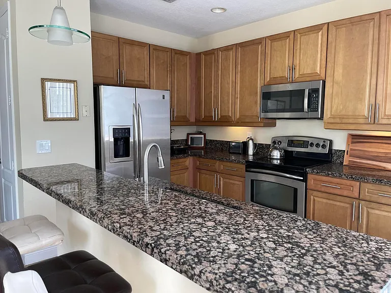 552 NW 39th Cir N — Photo 7