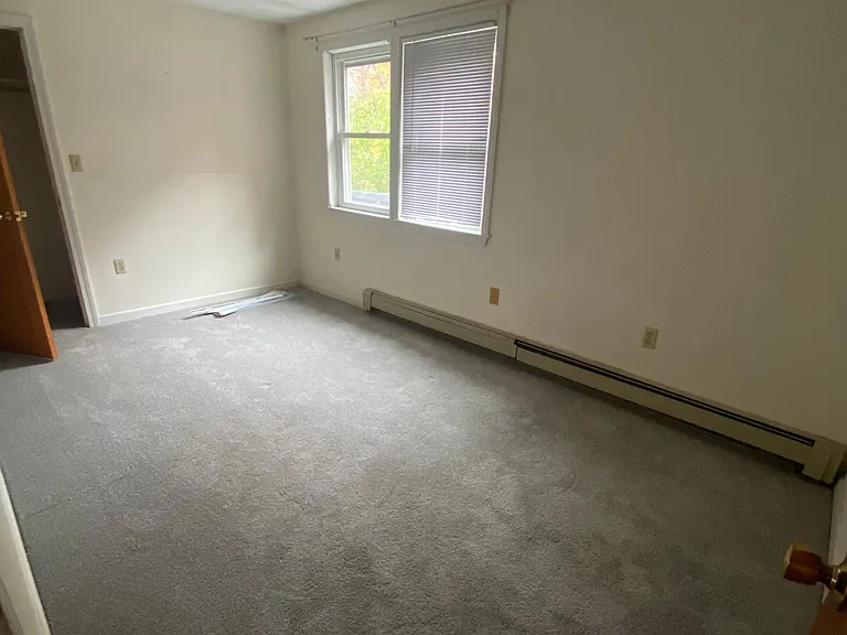 131 N Main St #4 — Photo 8