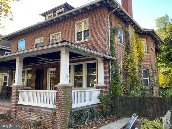 37 Chestnut St, Salem, NJ 08079