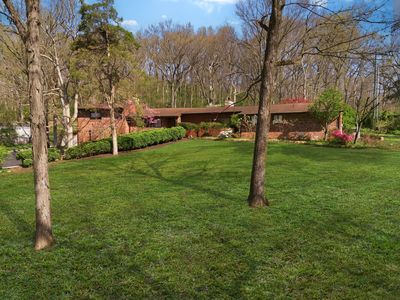 6002 Hickory Valley Rd, Nashville, TN, 37205
