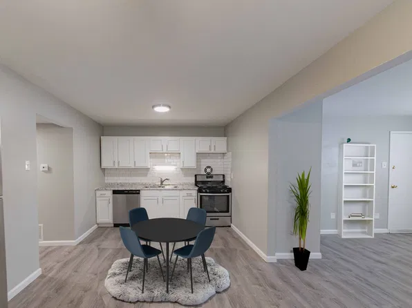 Grant's Trail Apartments, 2616 Union Rd #2610B, Saint Louis, MO 63125