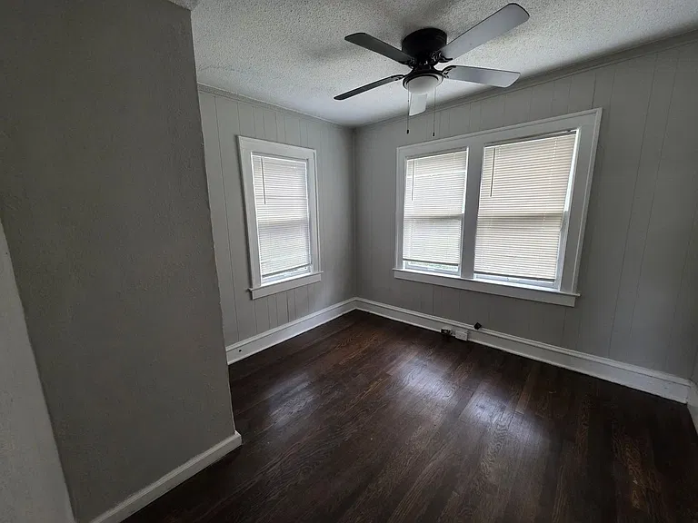 3726 Indiana Ave — Photo 8