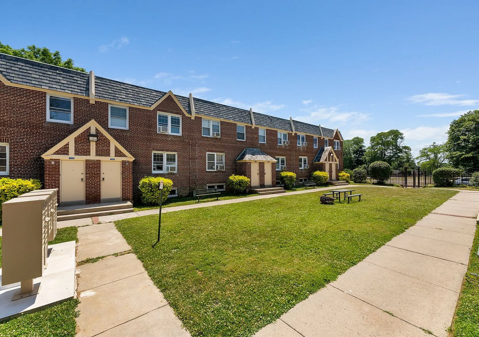 5346 Chew Ave - St. Teresa — Photo 3