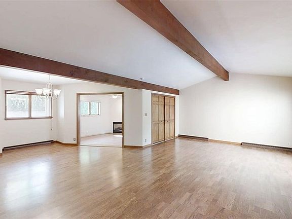 5th image of 602 S Ridgeway Ave