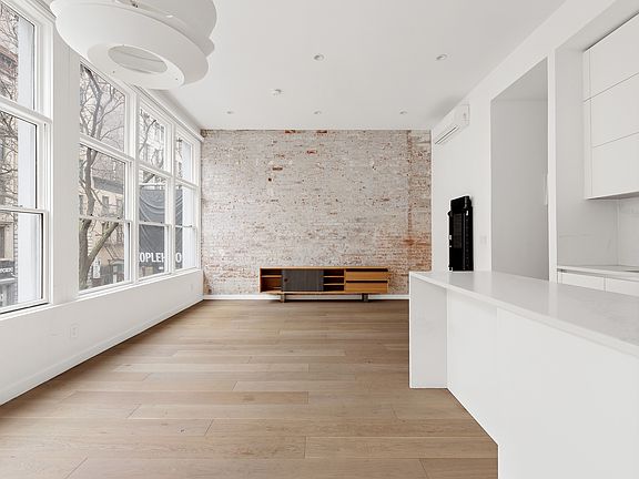 3rd image of 107 W 17th St #A