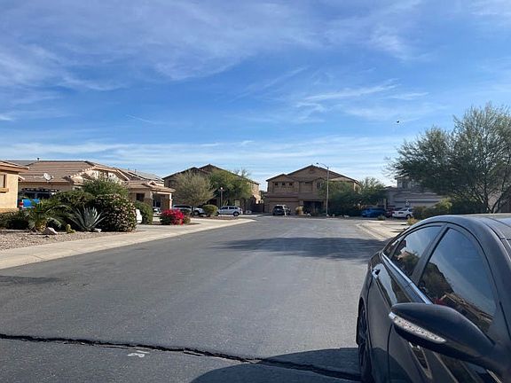 4th image of 46008 W Dirk St