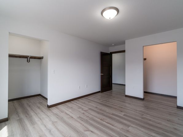 2566 118th St APT 201