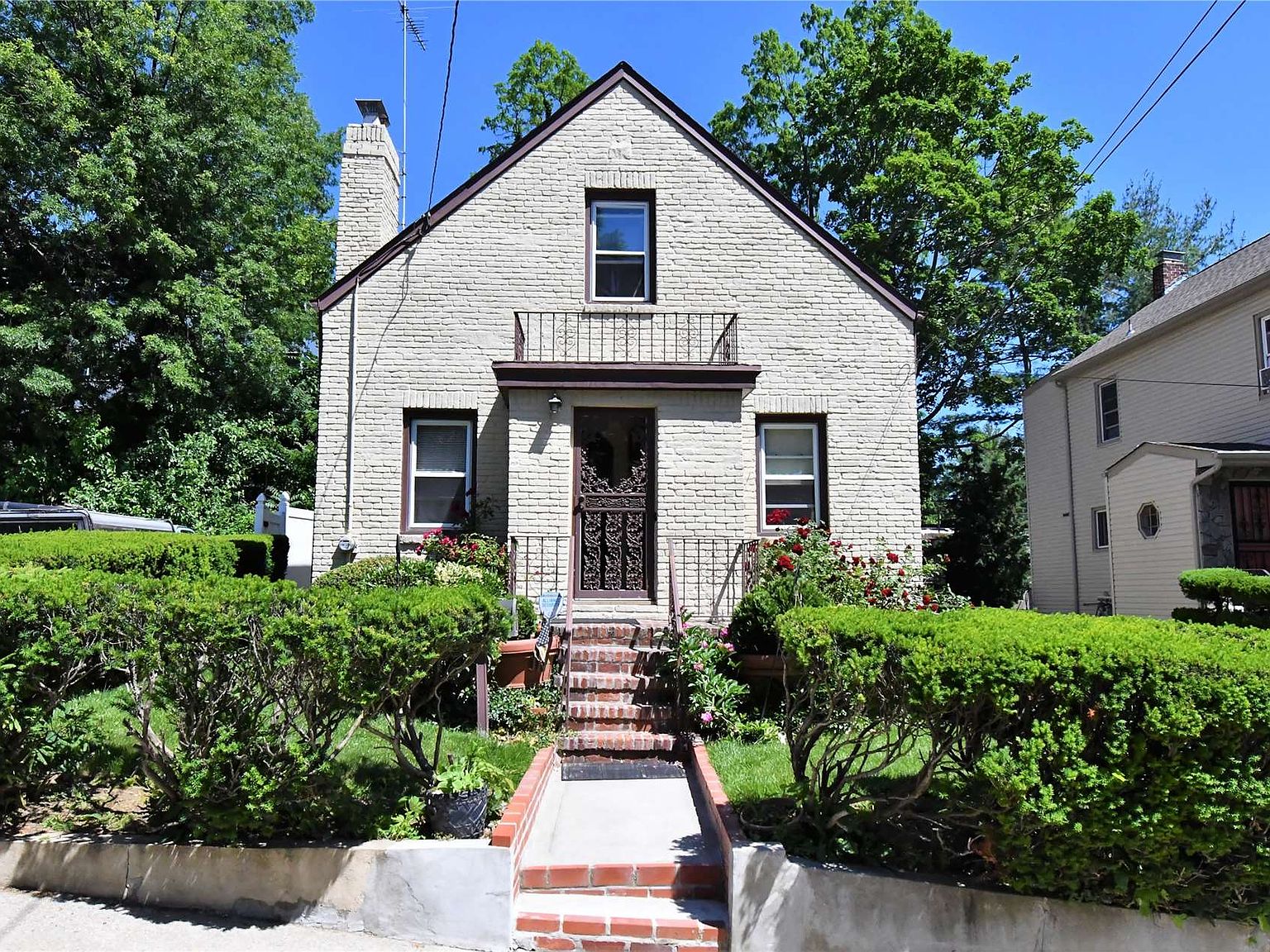 53 High Street, Manhasset, NY 11030 Zillow