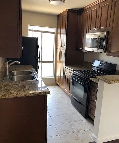 1831 Camden Ave #14 — Photo 6