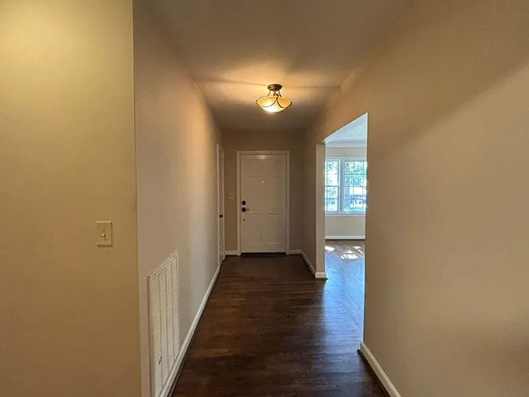 1531 Iris Dr #31901 — Photo 2