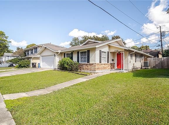 2nd image of 2708 Comet St