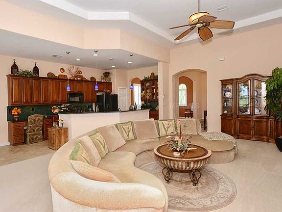 5th image of 109 Savona Ct