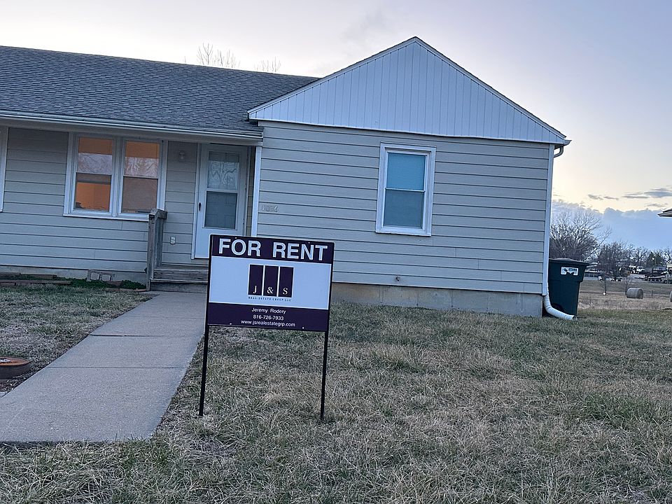 1st image of 1028 Ash St