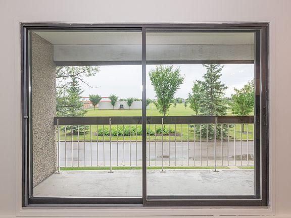 4th image of 17735 64th Ave #413036