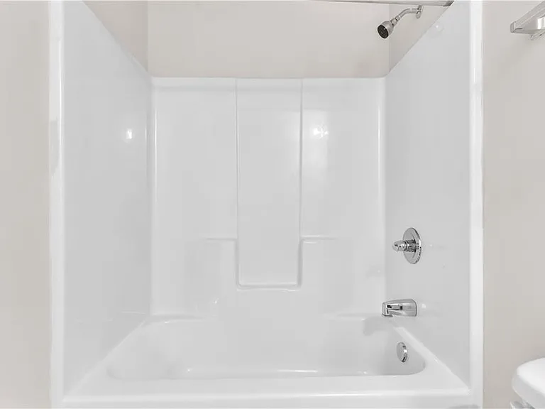 4488 Ravenwood Dr — Photo 18