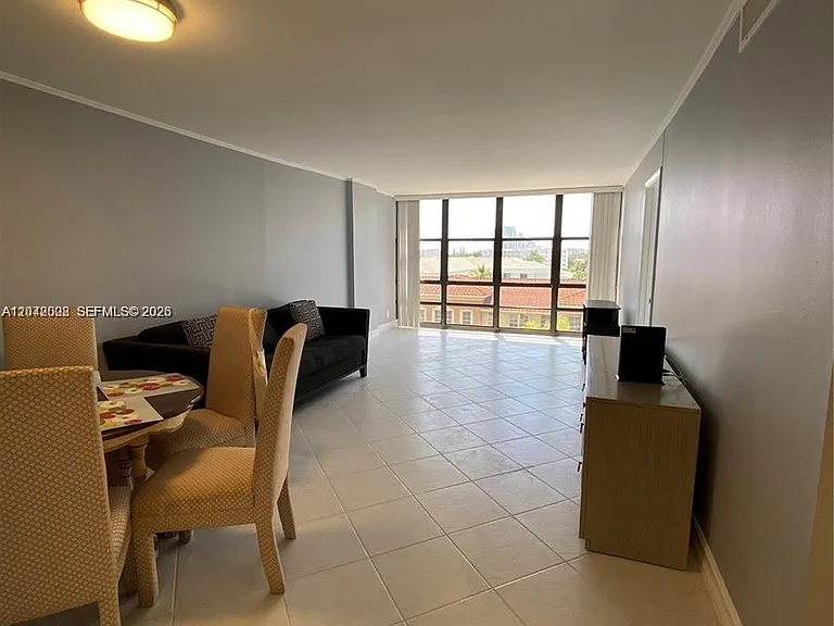 2049 S Ocean Dr #503 — Photo 4
