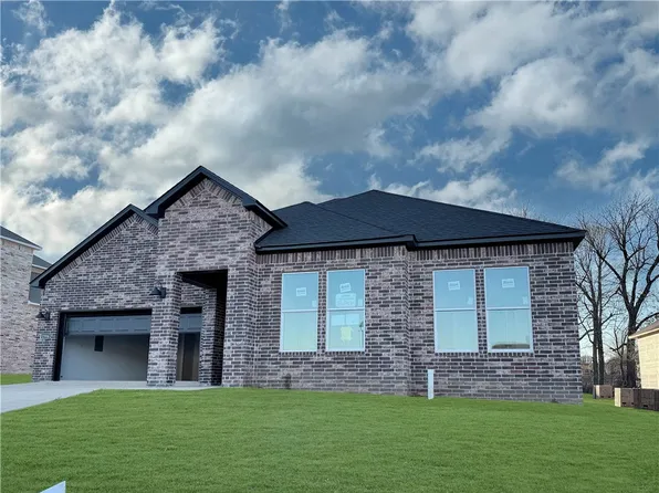 2386 Kasen St, Springdale, AR 72764