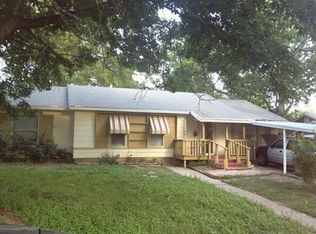 250 Erskine Pl, San Antonio, TX 78201