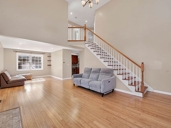 2nd image of 35 Windy Hill Ln #35