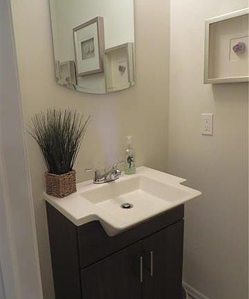 3rd image of 1518 Brookstone Pl