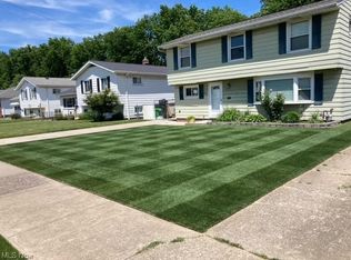 827 Charles St, Willowick, OH 44095