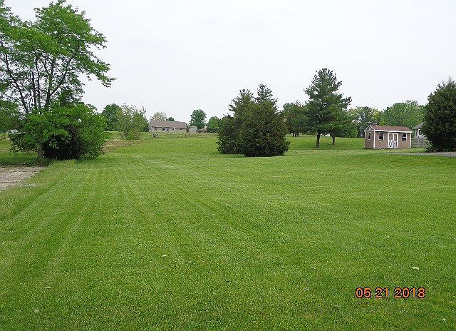 1st image of 783 Vinland Dr