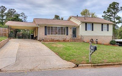 1st image of 688 Crestlyn Dr