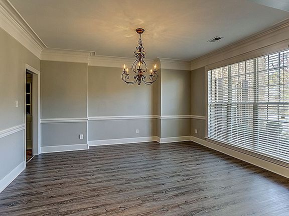 5th image of 4284 Dickens Place Dr W